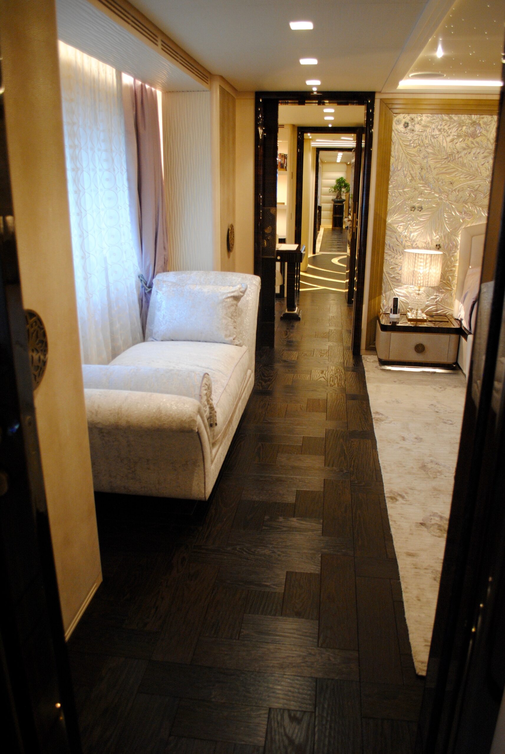 Scorpion Master Suite hallway